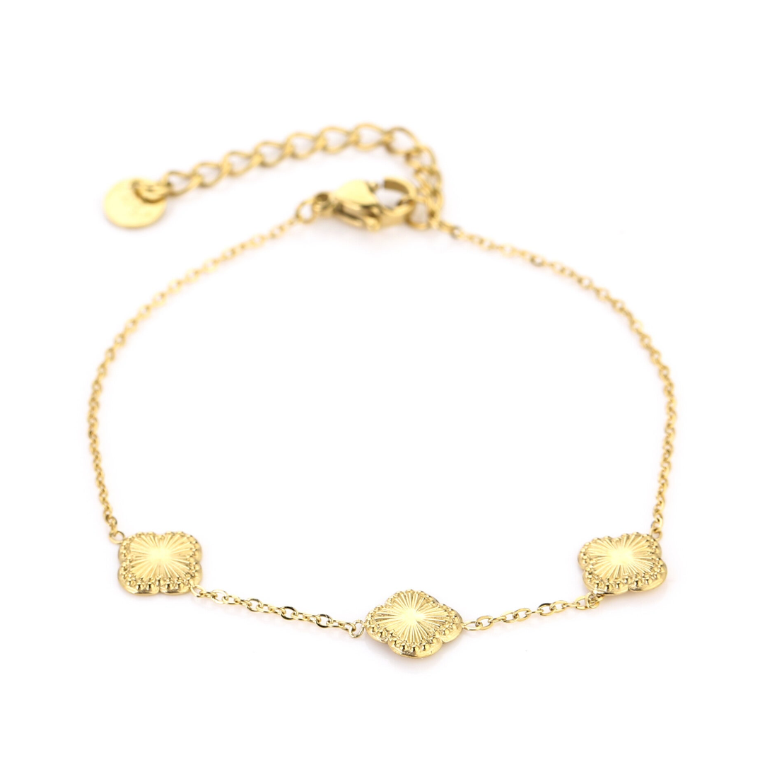 Three clover armband