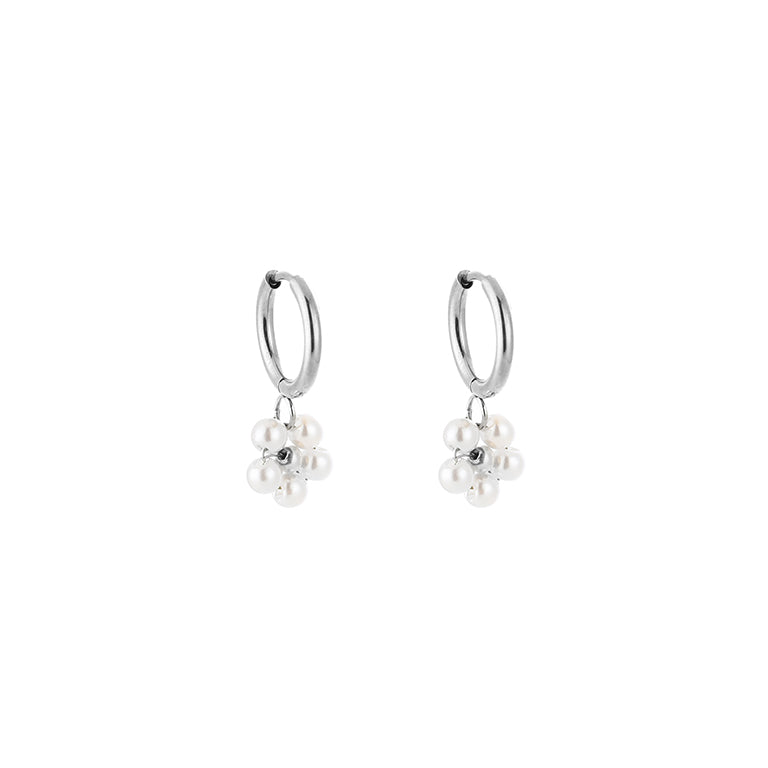 Parel bloem oorbellen